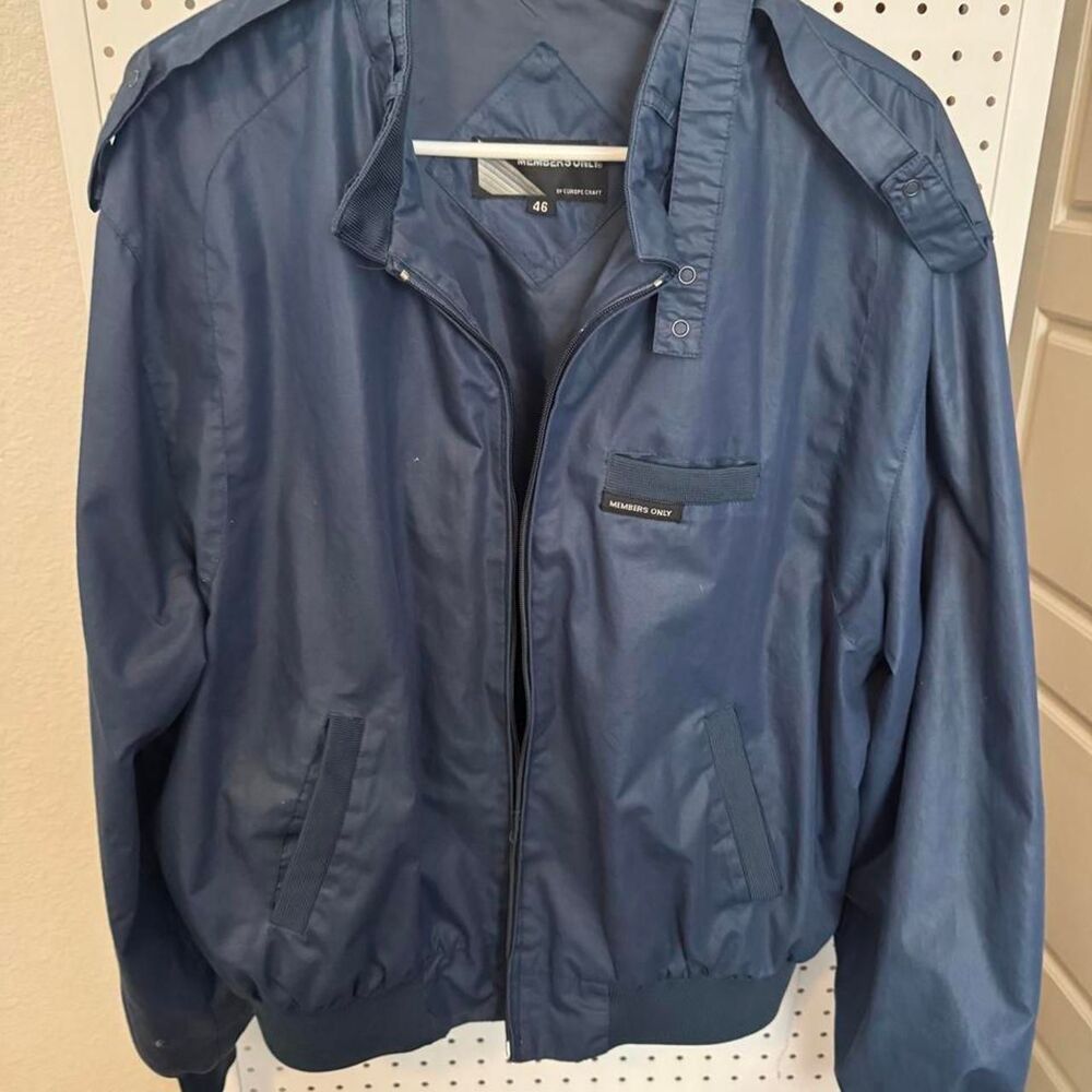 Vintage 80s Members Only Europe Craft Navy Racer Bomber Jacket Size 46